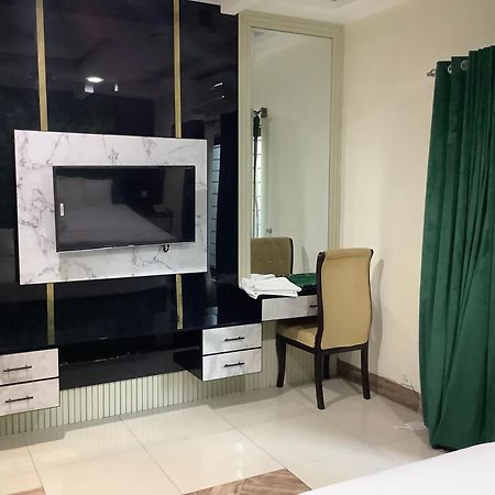 Rose Valet Guest House Ισλαμαμπάντ Εξωτερικό φωτογραφία