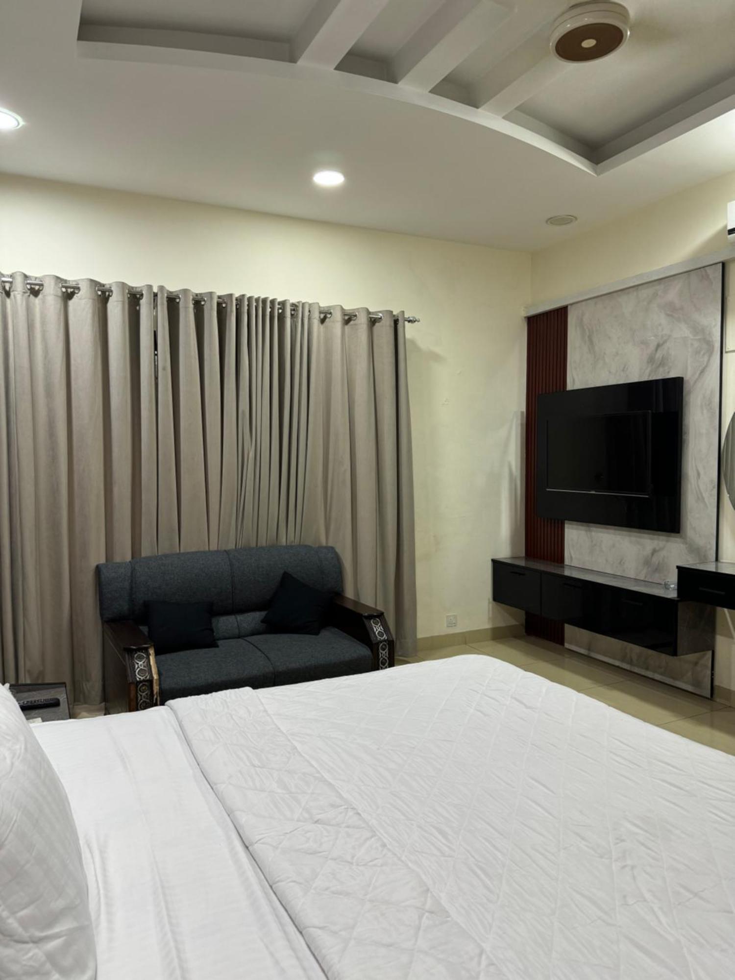 Rose Valet Guest House Ισλαμαμπάντ Εξωτερικό φωτογραφία