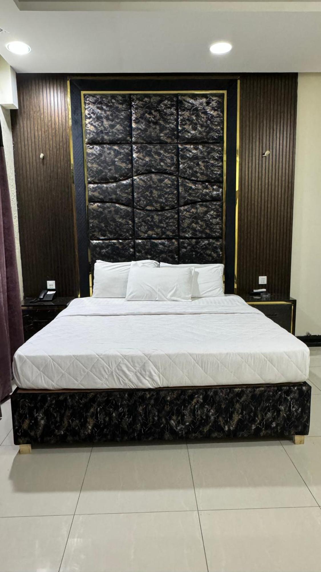 Rose Valet Guest House Ισλαμαμπάντ Εξωτερικό φωτογραφία