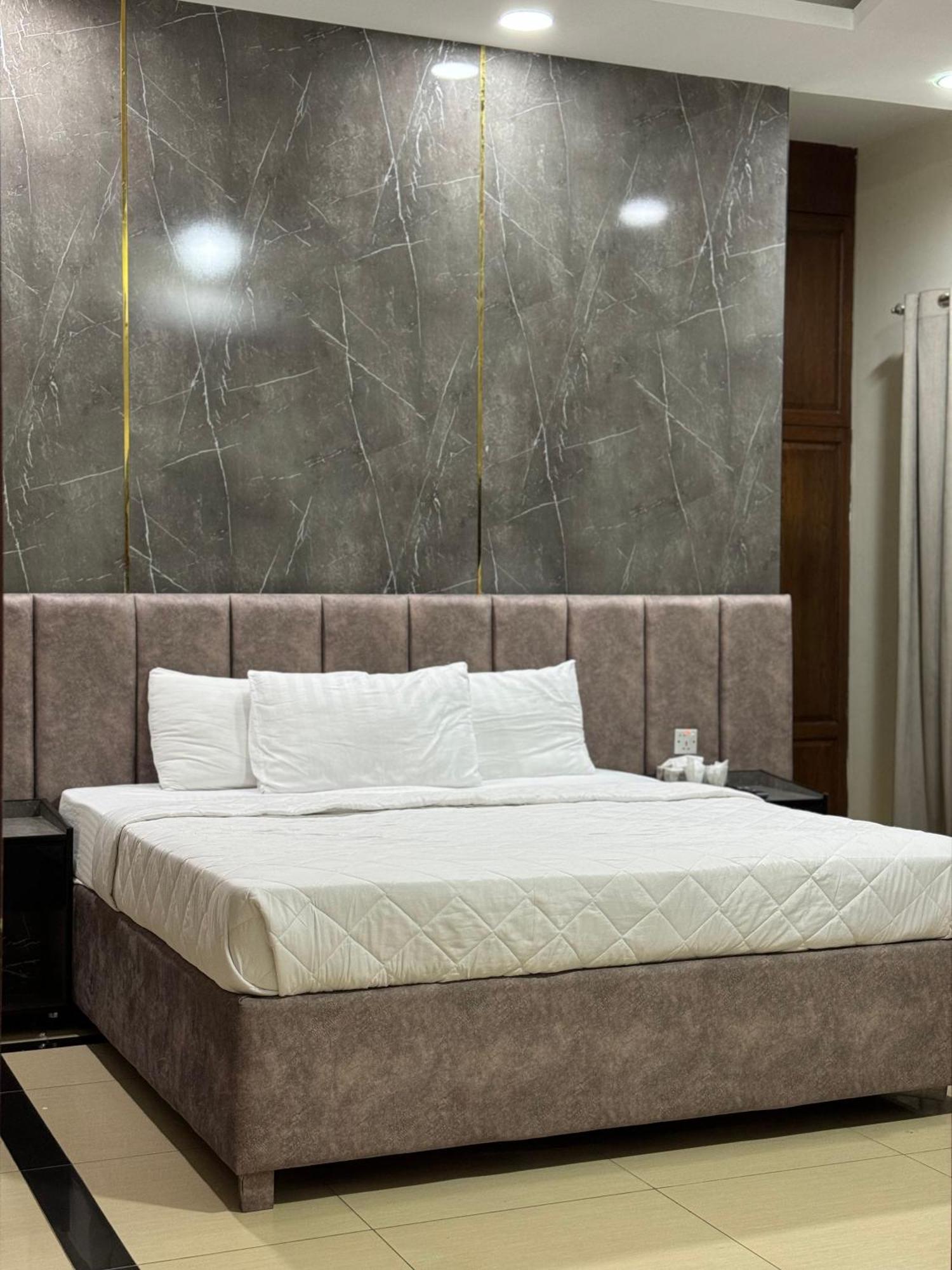 Rose Valet Guest House Ισλαμαμπάντ Εξωτερικό φωτογραφία